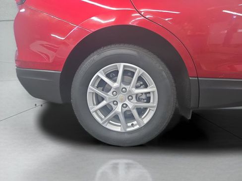 Used 2023 Chevrolet Equinox LT image 15