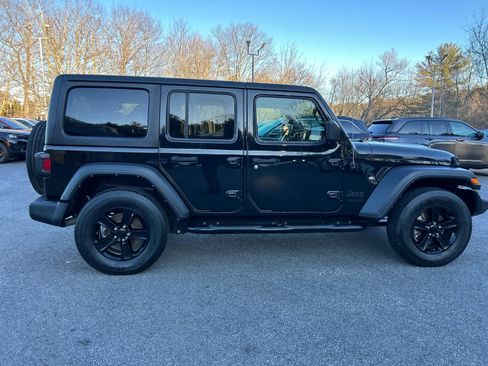 Used 2021 Jeep Wrangler Unlimited Sport image 5