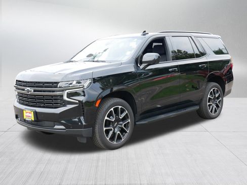Used 2022 Chevrolet Tahoe RST w/ Sport Performance Package AWD/4WD image 3