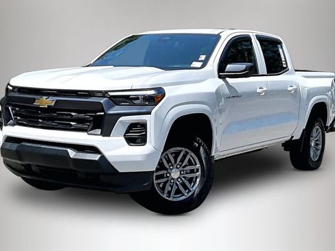 Used 2025 Chevrolet Colorado LT w/ LT Convenience Package AWD/4WD image 1