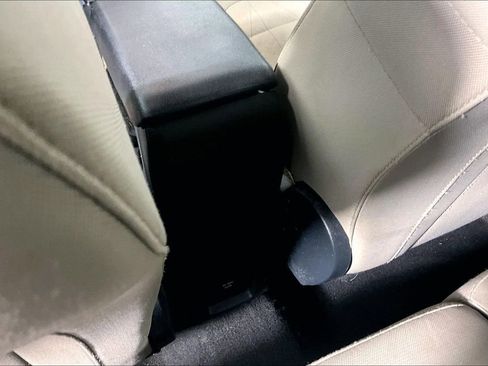 Used 2018 Ford EcoSport SE w/ SE Convenience Package FWD image 33