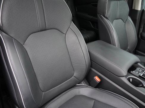Used 2023 Honda Pilot Elite image 13