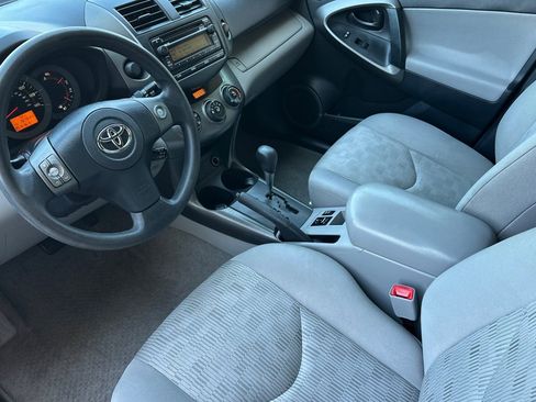 Used 2012 Toyota RAV4 FWD w/ Value Pkg image 10