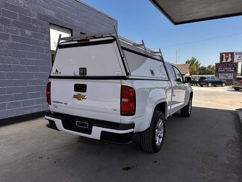 Used 2018 Chevrolet Colorado LT w/ Safety Package RWD image 8