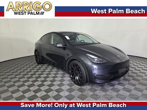 Used 2024 Tesla Model Y Performance AWD/4WD image 1