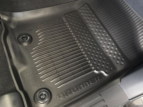 Used 2024 Toyota 4Runner SR5 Premium image 42