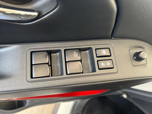 Used 2025 Nissan Frontier PRO-4X w/ Pro Premium Package AWD/4WD image 47