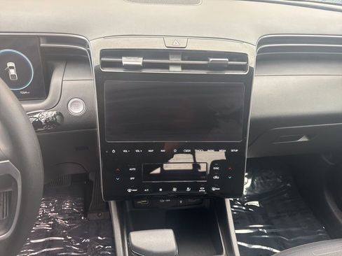 Certified 2024 Hyundai Santa Cruz SEL w/ Activity Package image 6