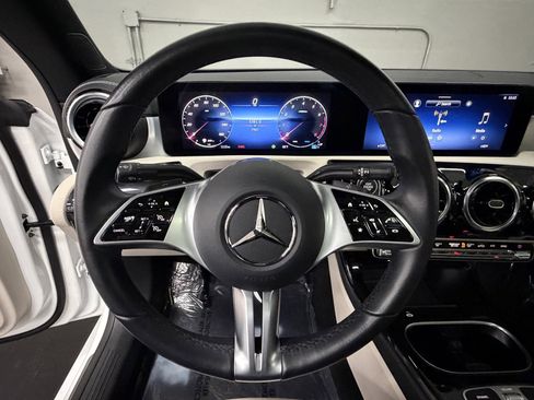 Certified 2025 Mercedes-Benz CLA 250 image 24