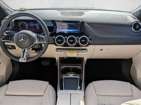 Used 2026 Mercedes-Benz GLA 250 image 15