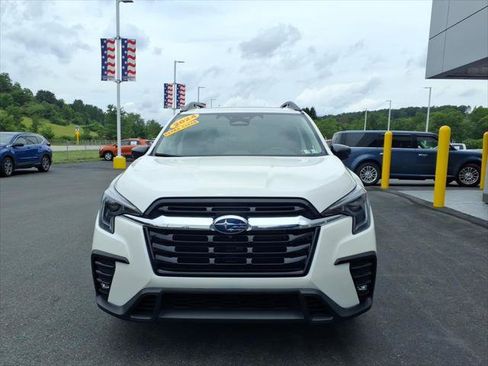 Used 2024 Subaru Ascent Limited w/ Technology Package AWD/4WD image 3