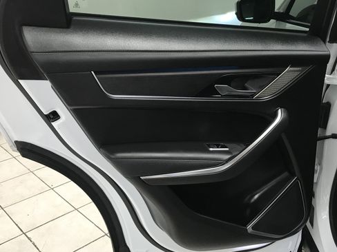 Used 2023 Jaguar F-PACE S AWD/4WD image 9