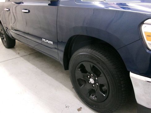 Used 2019 RAM 1500 Big Horn AWD/4WD image 14