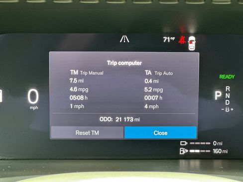 Used 2025 Volvo XC90 T8 Plus AWD/4WD image 33