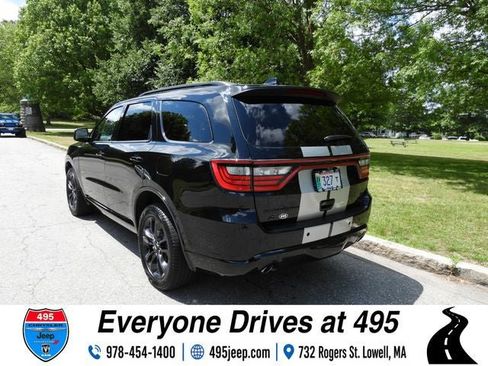 Used 2025 Dodge Durango GT AWD/4WD image 3