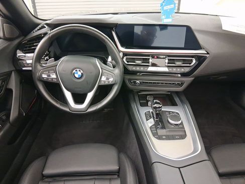 Certified 2022 BMW Z4 sDrive30i w/ Driving Assistance Package image 4