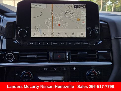 Used 2022 Nissan Pathfinder SL FWD image 19