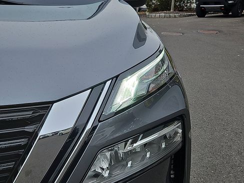 Certified 2023 Nissan Rogue SV w/ SV Premium B Package image 9