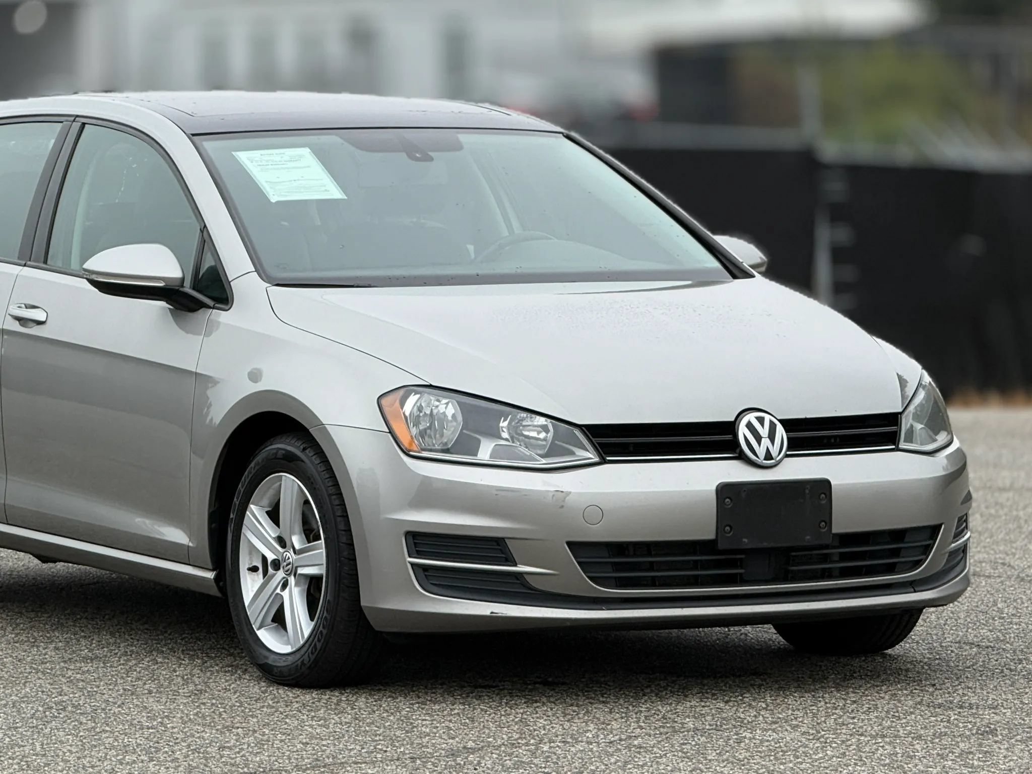 Used 2017 Volkswagen Golf Wolfsburg Edition FWD image 15