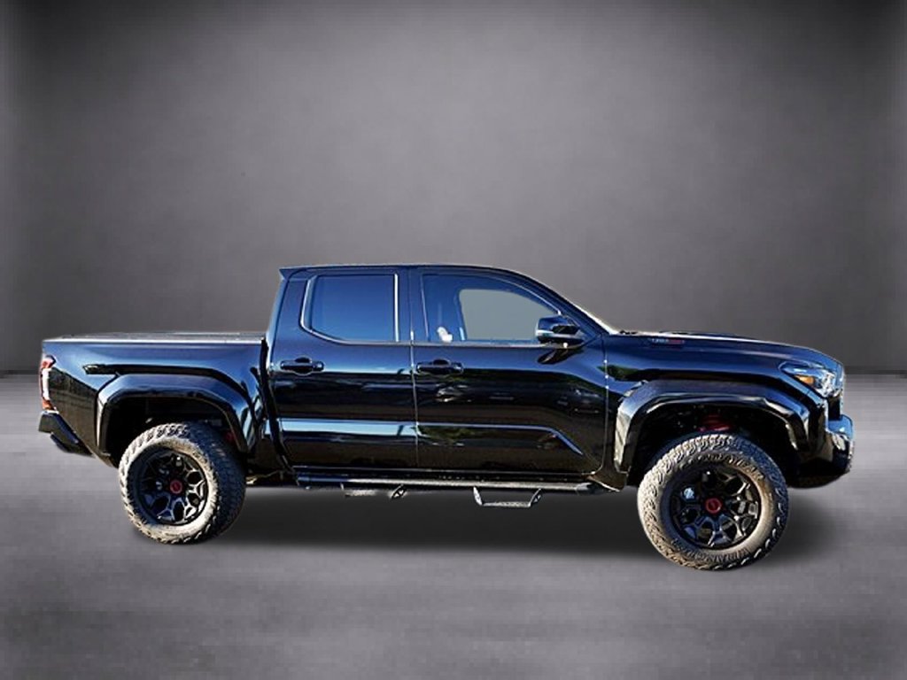 Used 2025 Toyota Tacoma TRD Pro AWD/4WD image 3