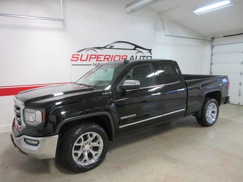Used 2018 GMC Sierra 1500 SLT w/ SLT Premium Package image 1
