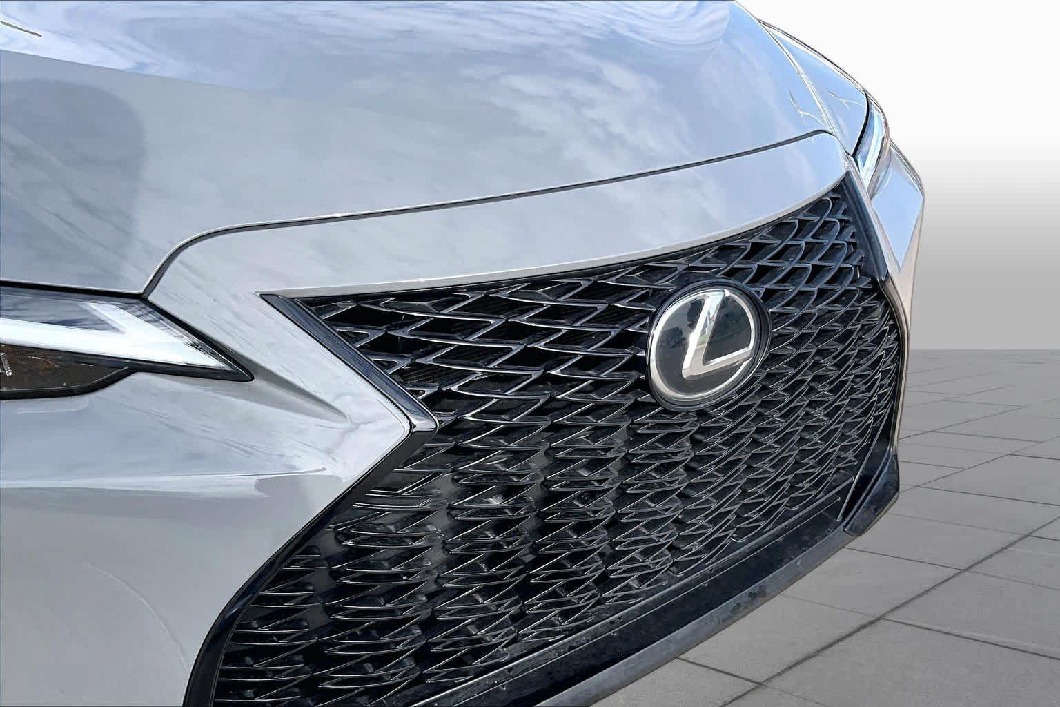 Used 2025 Lexus IS 350 F Sport w/ Accessory Package 2 RWD image 27