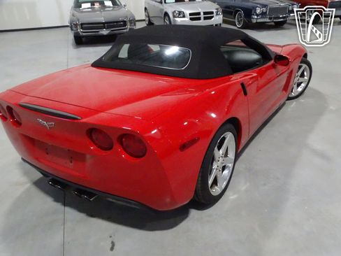 Used 2006 Chevrolet Corvette Convertible w/ Preferred Equipment Group image 14
