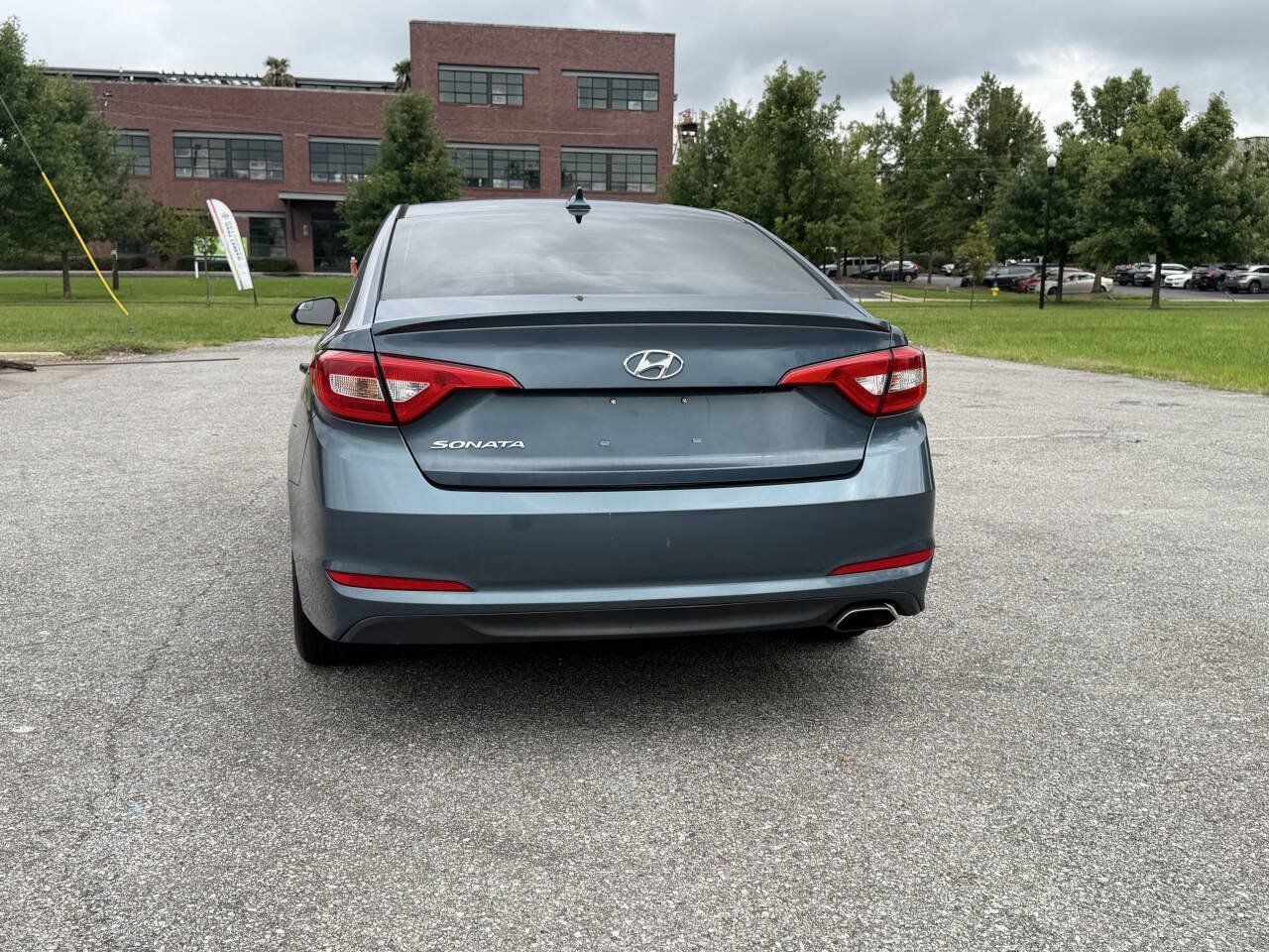 Used 2015 Hyundai Sonata SE FWD image 8
