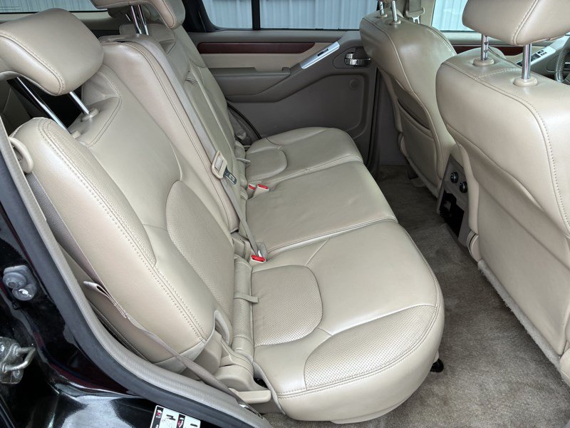Used 2010 Nissan Pathfinder LE w/ Navigation Pkg AWD/4WD image 21