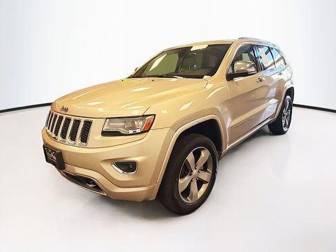 Used 2014 Jeep Grand Cherokee Overland AWD/4WD image 3