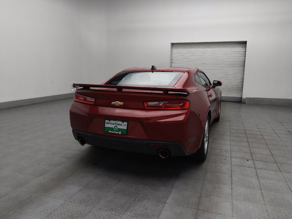 Used 2018 Chevrolet Camaro LT RWD image 9