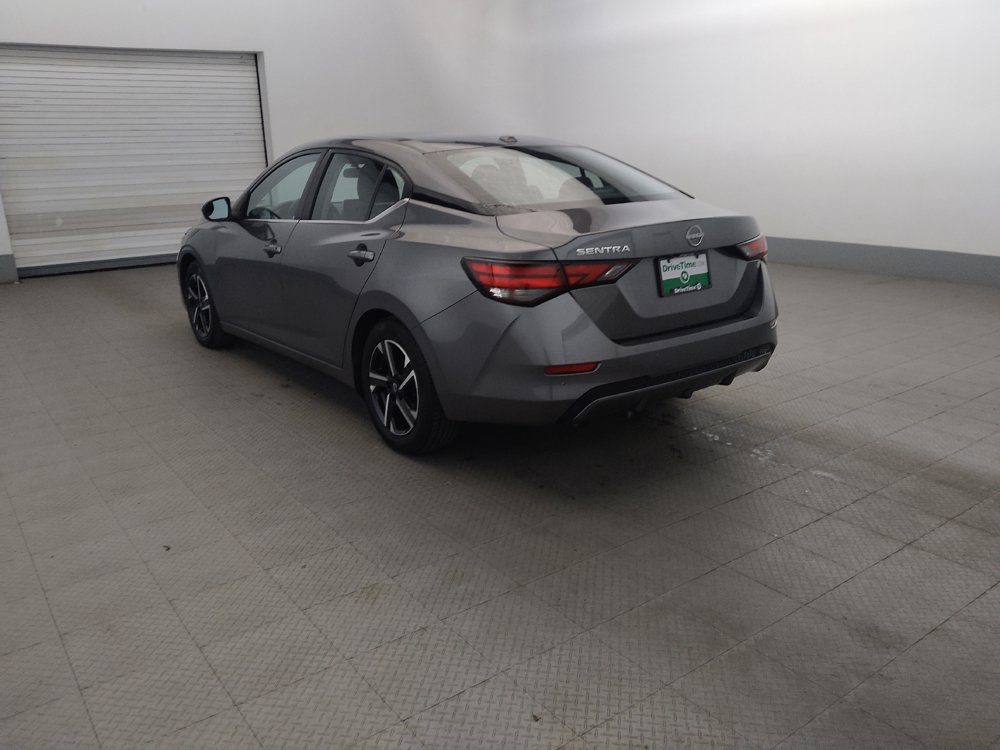 Used 2025 Nissan Sentra SV FWD image 5