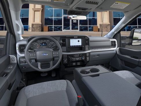 New 2026 Ford F450 XLT w/ 360-Degree Camera Package image 10