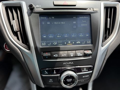 Used 2019 Acura TLX FWD image 8