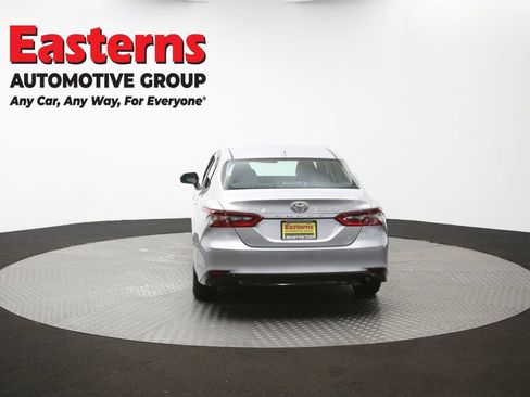 Used 2021 Toyota Camry LE FWD image 27