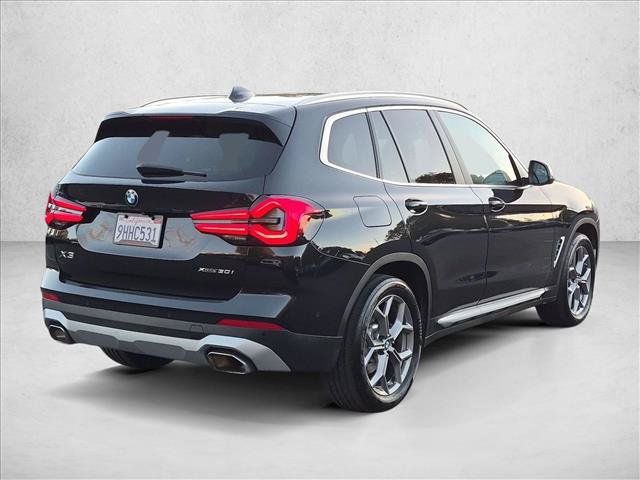 Used 2023 BMW X3 xDrive30i w/ Convenience Package AWD/4WD image 5