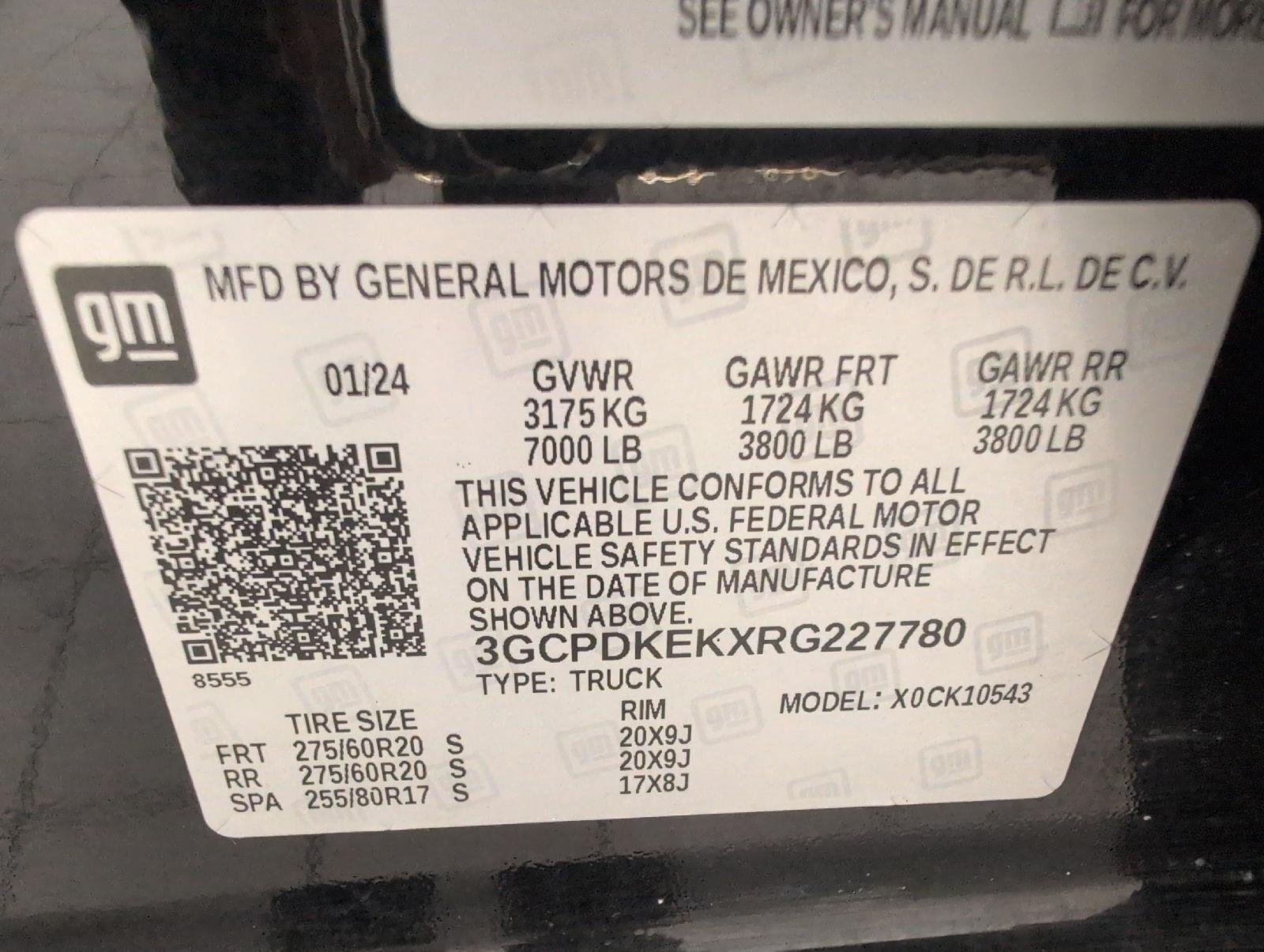 Used 2024 Chevrolet Silverado 1500 LT AWD/4WD image 27