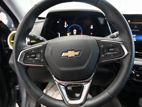 Used 2024 Chevrolet Trax LT w/ Driver Confidence Package image 20