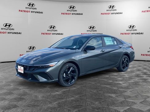 New 2026 Hyundai Elantra Sport FWD image 7