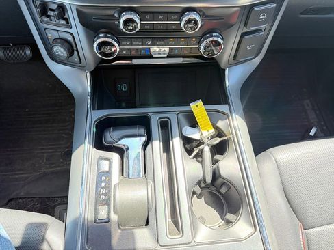 Used 2022 Ford F150 Lariat w/ Equipment Group 502A High AWD/4WD image 24