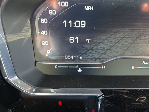 Used 2024 GMC Sierra 1500 SLT image 10