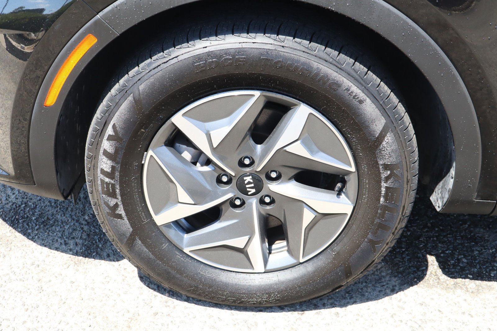 Used 2021 Kia Sorento S FWD image 14