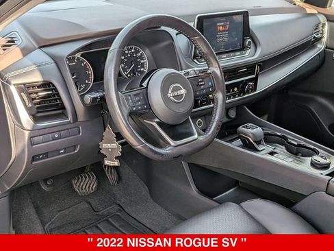 Certified 2022 Nissan Rogue SV w/ SV Premium Package AWD/4WD image 19