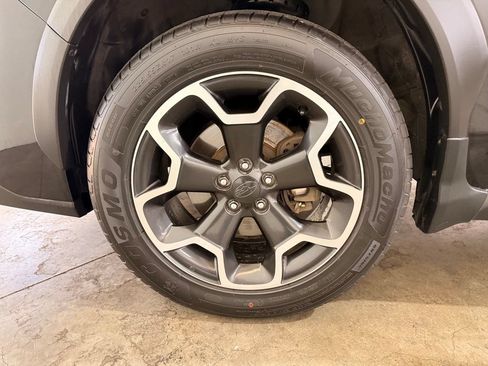 Used 2015 Subaru Crosstrek 2.0i Premium AWD/4WD image 16