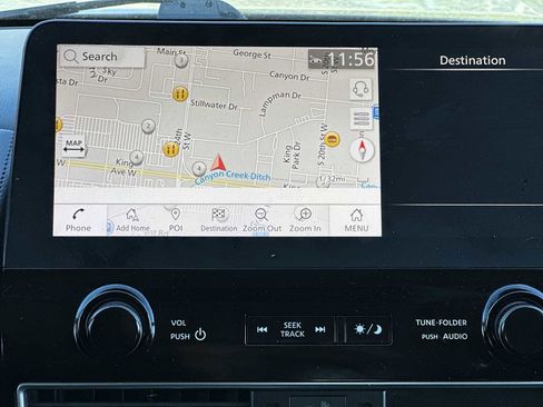 Used 2021 Nissan Armada SV image 18