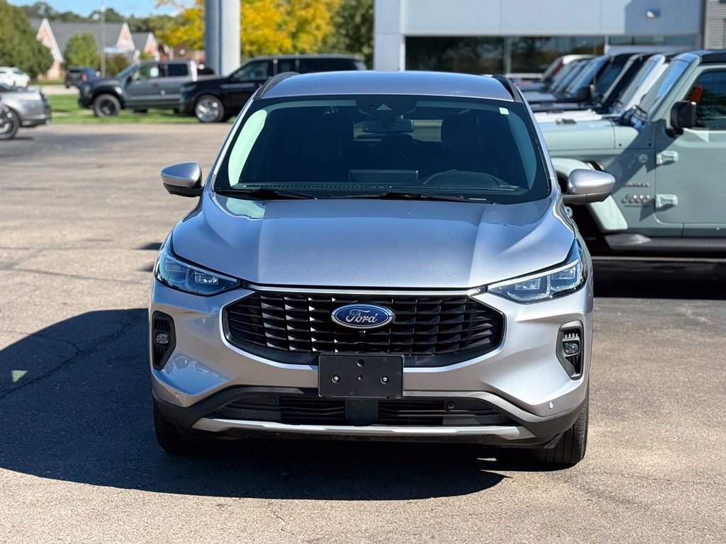 Used 2024 Ford Escape Platinum AWD/4WD image 32