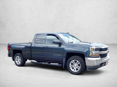 Used 2017 Chevrolet Silverado 1500 LT w/ All Star Edition AWD/4WD image 6