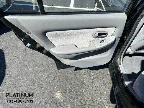 Used 2006 Hyundai Elantra GLS image 18