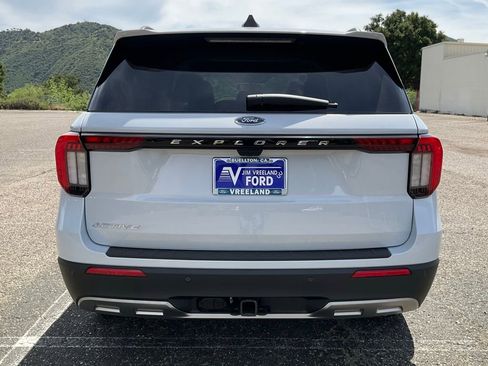 New 2026 Ford Explorer Active w/ Active Comfort Package image 20