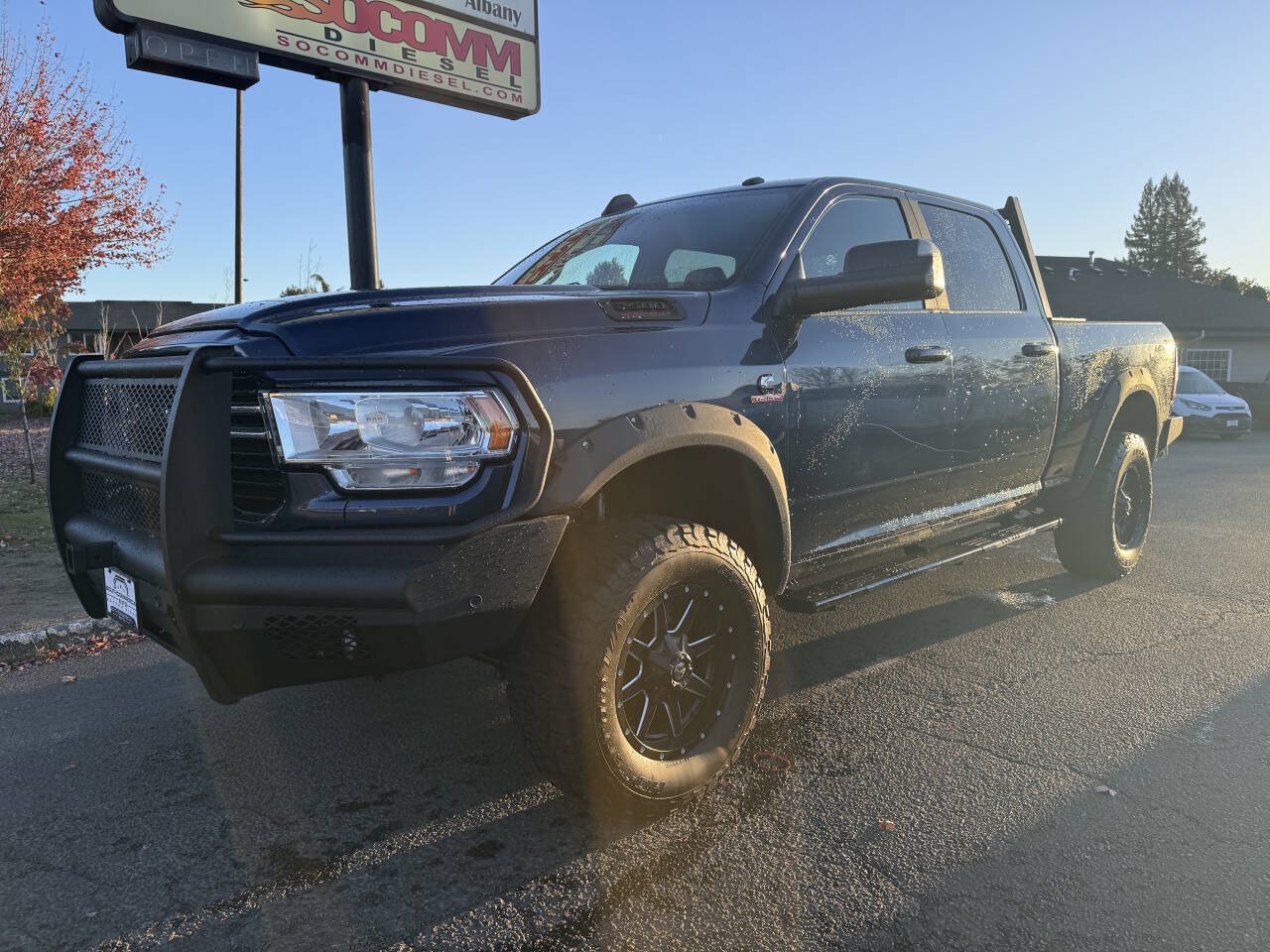 Used 2020 RAM 2500 Big Horn w/ Level 1 Equipment Group AWD/4WD image 1